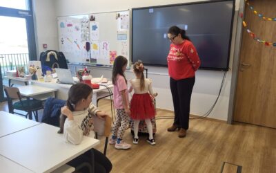 Božićna radionica izrade ukrasa u 1.c razredu